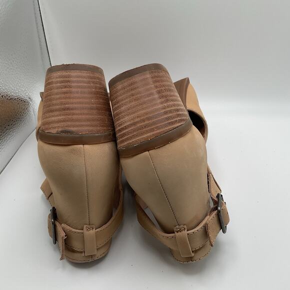 Lucky Brand Sandals Womens 7M Tan Brown Leather Open Toe Slingback Block Heel - Picture 10 of 11